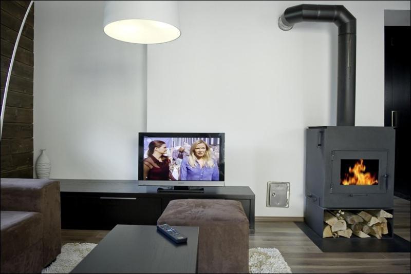 Апартаменты House Neza Краньска Гора Экстерьер фото